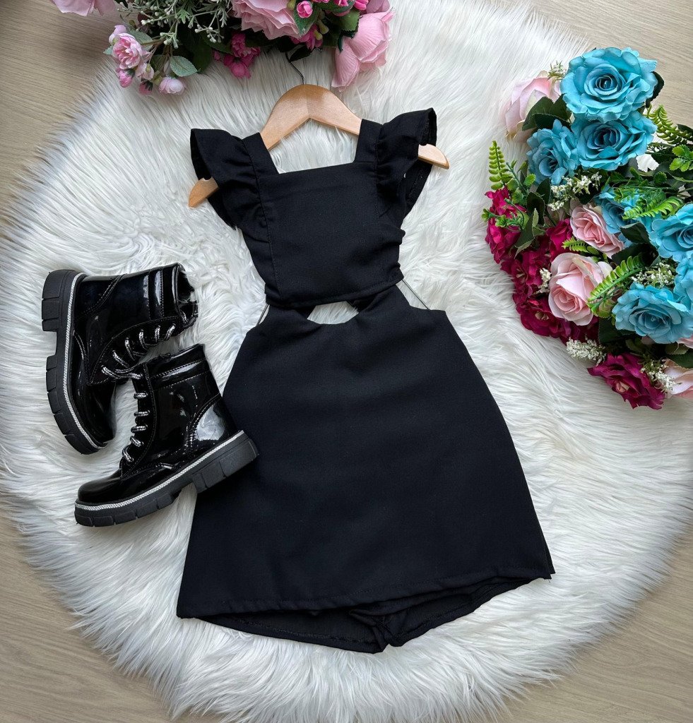 Macacão Blogueirinha Denise Preto