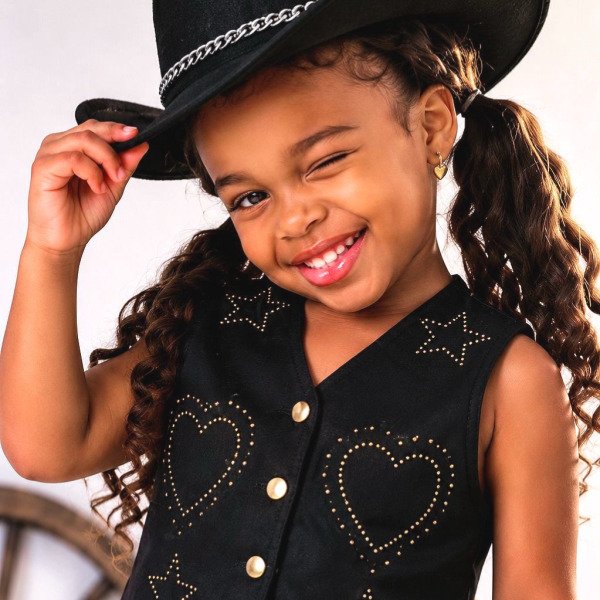 Conjunto Infantil Sarja Preto Colete e Short C/ Cinto Boiadeira Country